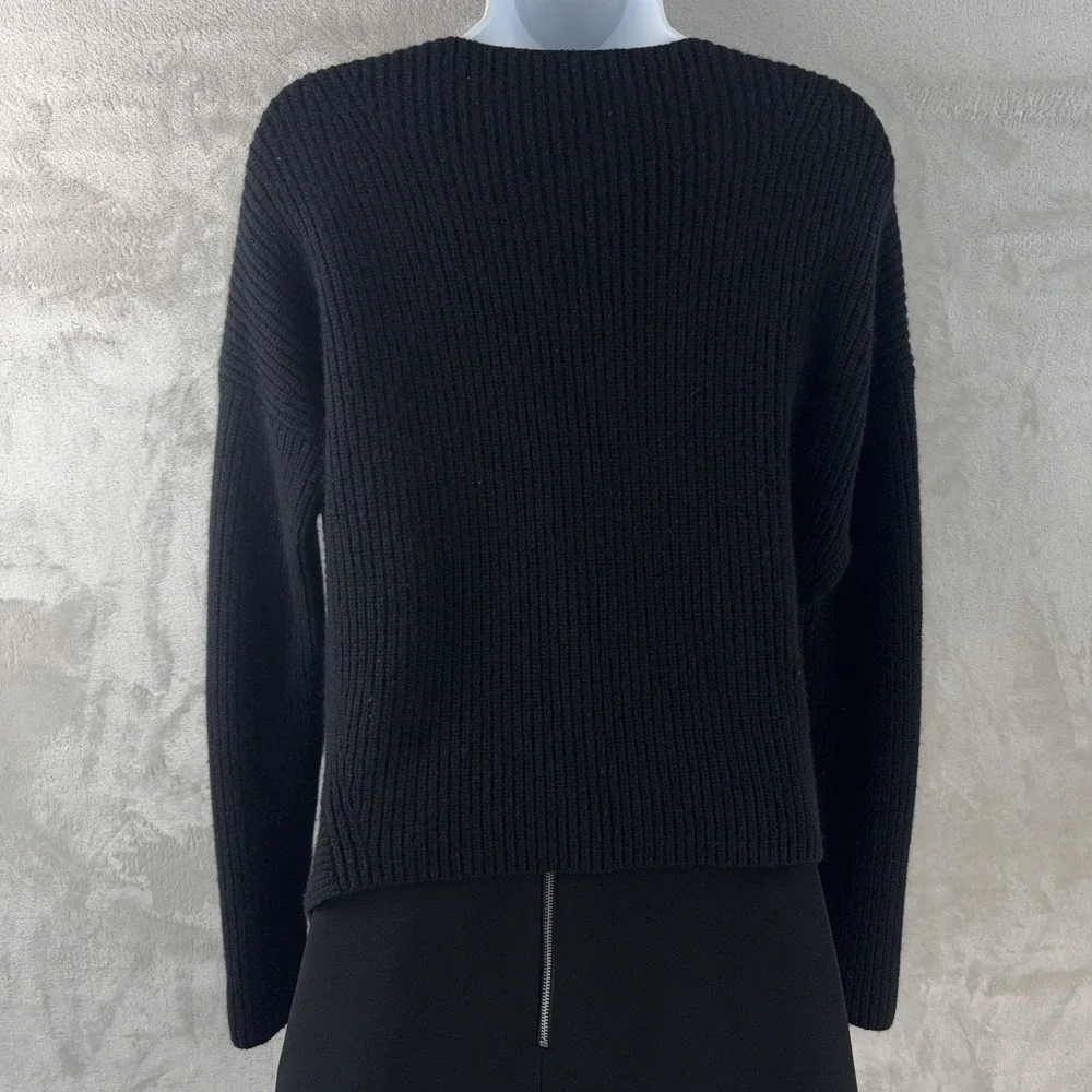 Brochu Walker Sweater‎ Womens Size Small Black Asymmetrical Hem Knit Pullover